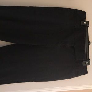 Size 12 women’s Capri pants